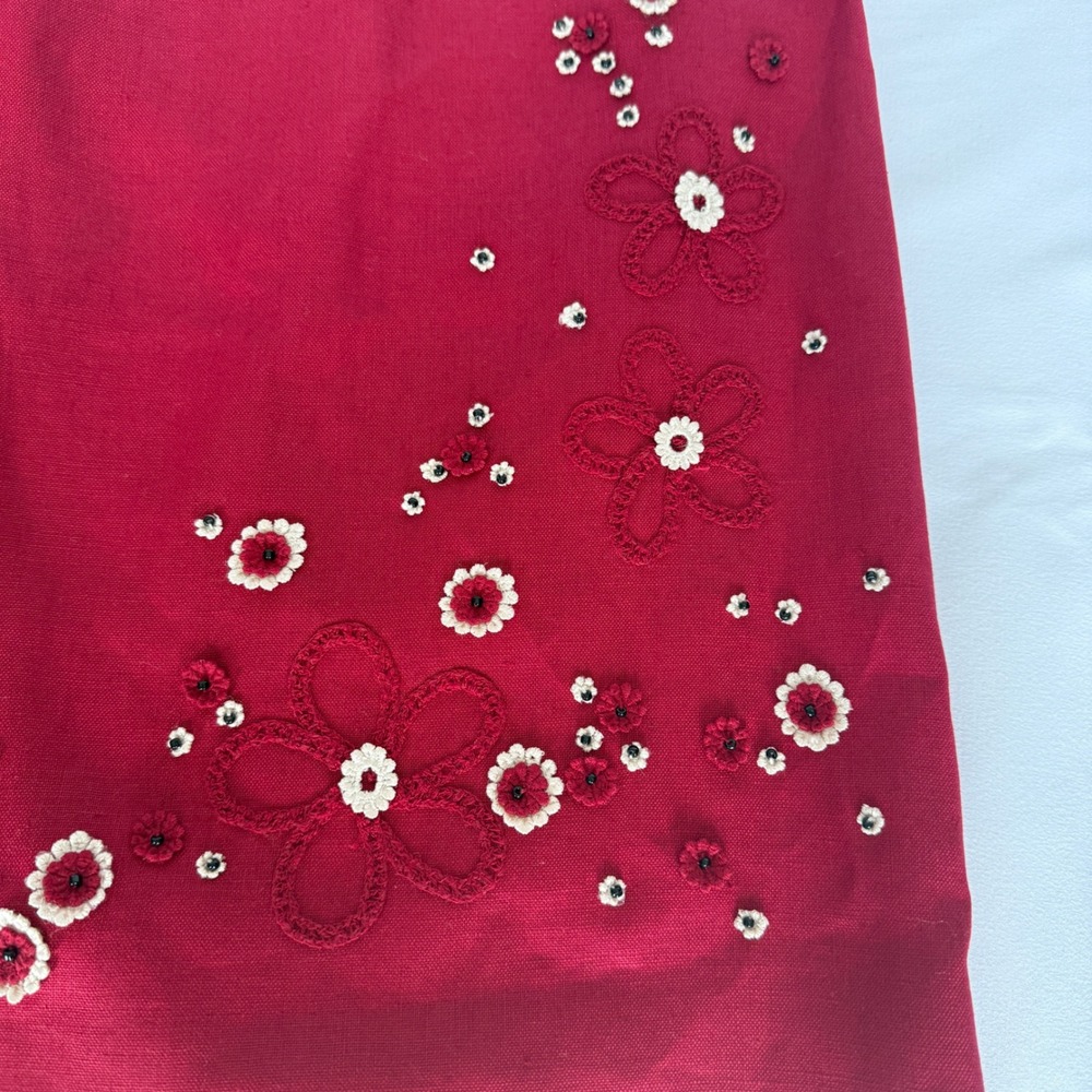 Ann Taylor Red Linen Floral Embroidered Beaded Pencil Skirt Size 6 Crochet 3D - Picture 2 of 7